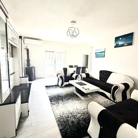 Apartment Megi Durres